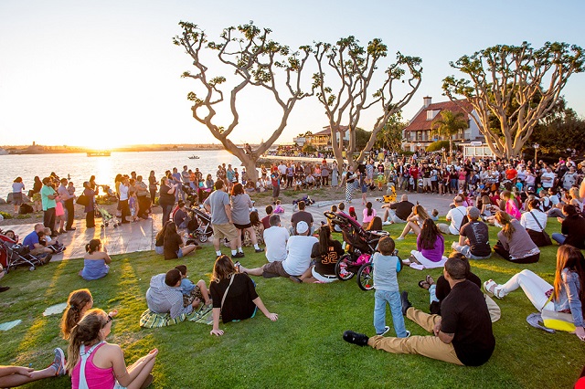 Cảng biển Village, nơi lôi cuốn với các hoạt động vui chơi giải trí thú vị