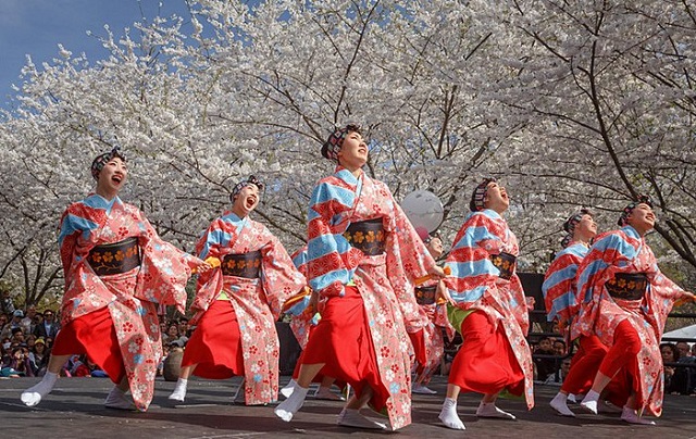 Du lịch đến Tokyo xinh đẹp cùng vé máy bay giá rẻ Du lịch đến Tokyo xinh đẹp cùng vé máy bay giá rẻ